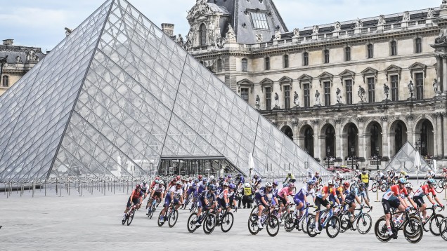 VIP Cycling Tour - The Grand Final Of Tour: Alps & Paris - TOUR DE FRANCE - 2025