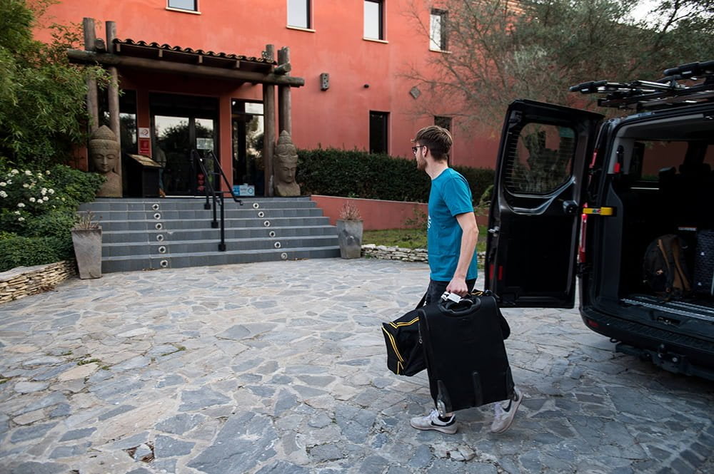 luggage transport to hotel