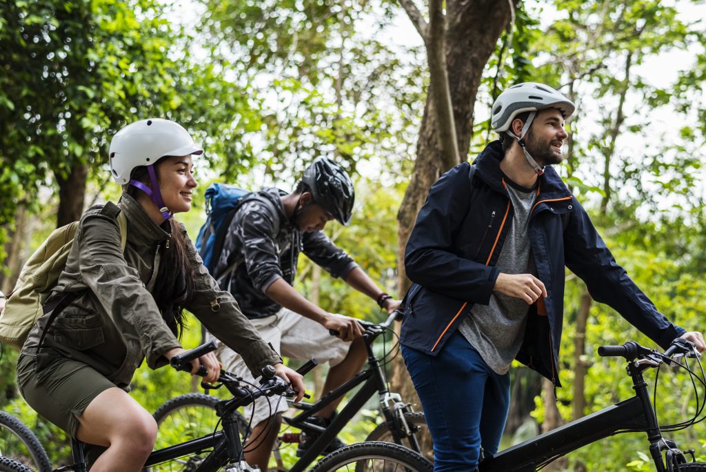 choosing bike tour