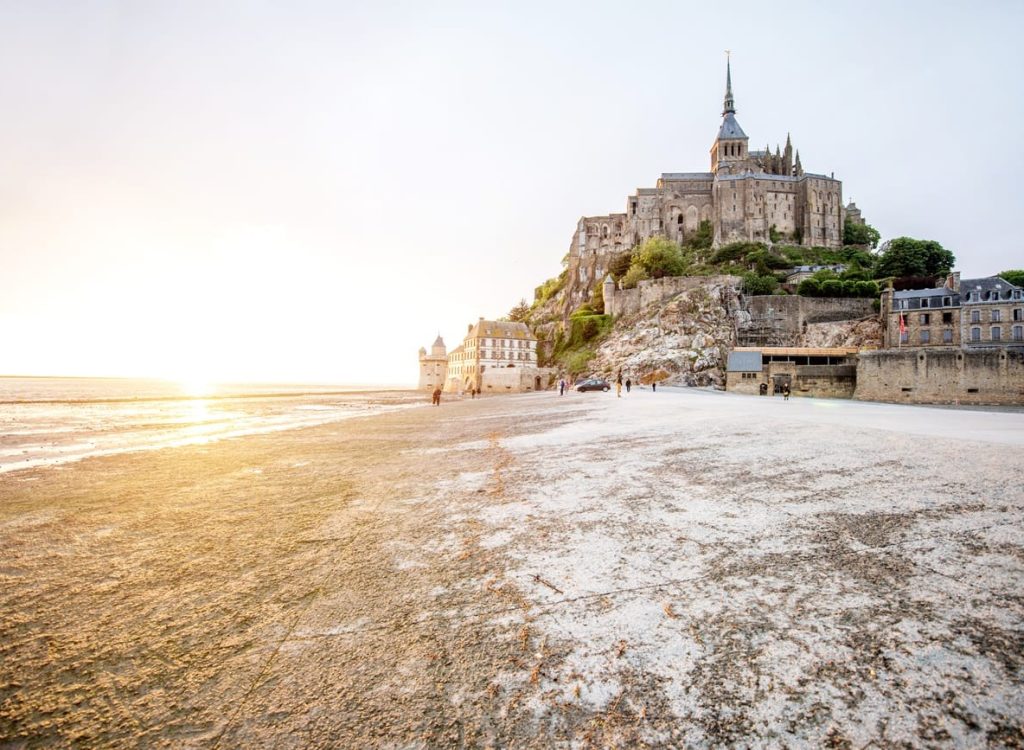 bike tour france cultural experience